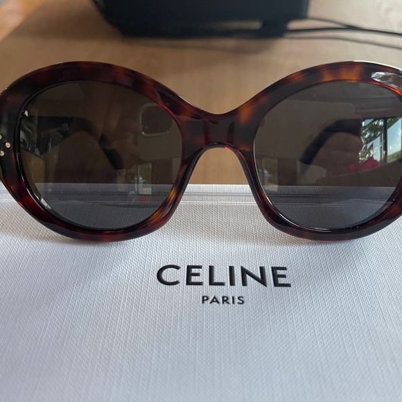 Celine Sunglasses Tortoiseshell - Picture 3 of 9